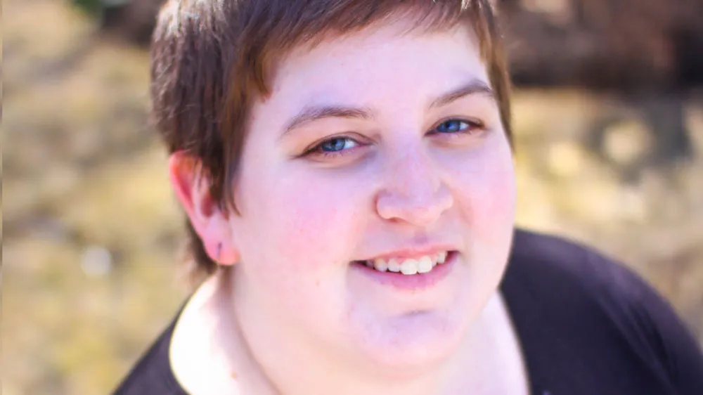 EDGE Interview: 'A Bunker Full of Gays' Face Alien Invasion in Erin Lerch's 'Break Break' 