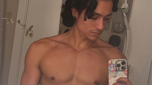 'Drag Race' Star Denali Shows Off Buff Bod in New Mirror Selfie