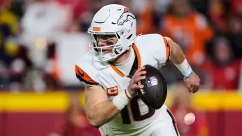 Final Week of the NFL's Regular Season Arrives With No. 1 Seeds Still Undecided in AFC and NFC